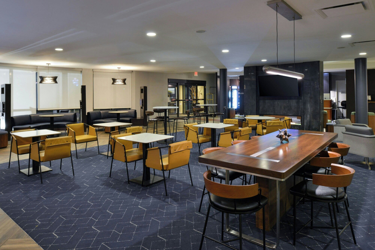Food & Drinks 5, Courtyard by Marriott Harrisburg Hershey, Dauphin