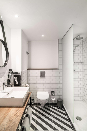 Bathroom 5, pentahotel Wiesbaden, Wiesbaden