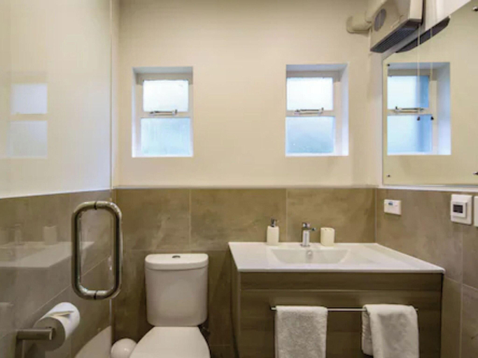 Bathroom 4, Abba Court Motel, Queenstown-Lakes