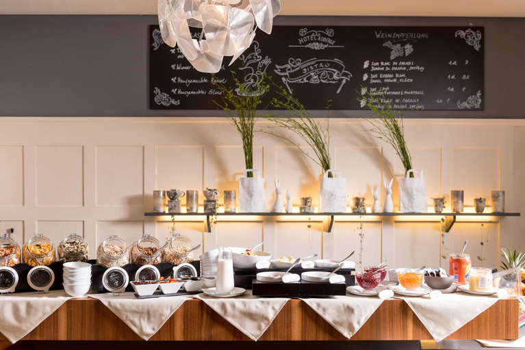 Food & Drinks 5, Boutique-Hotel Auberge Langenthal, Granada