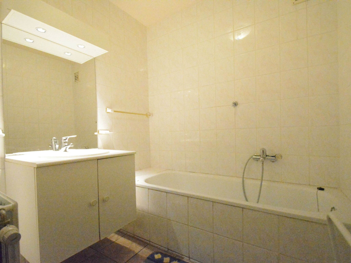 Others 5, Vintage Home With Pets, Luxembourg