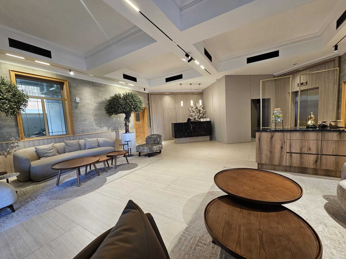 Public Area 3, Al Faris Suite 2, Manama