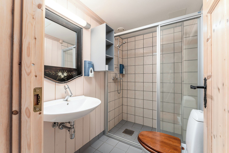 Bathroom 3, Ilsetra Hotell, Øyer