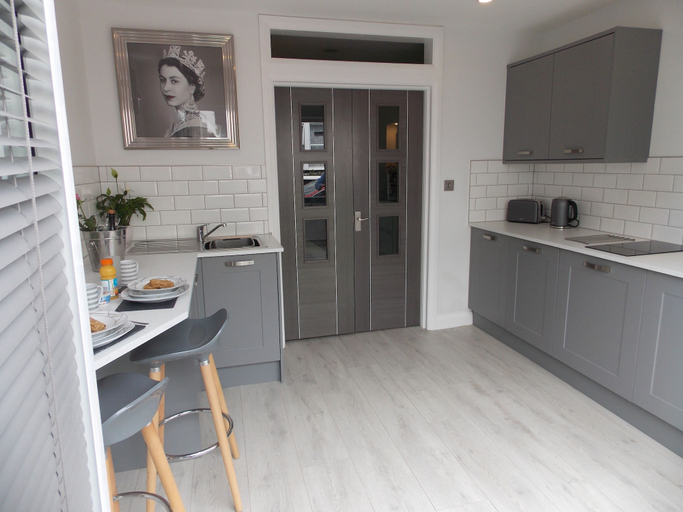 Others 5, Eden Suite Sasco Apartments, Blackpool