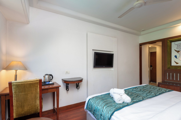Bedroom 2, Hotel Park Prime By AppleWood, Dehradun