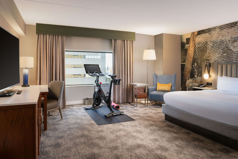 Bedroom 4, Hilton Lexington/Downtown, Fayette