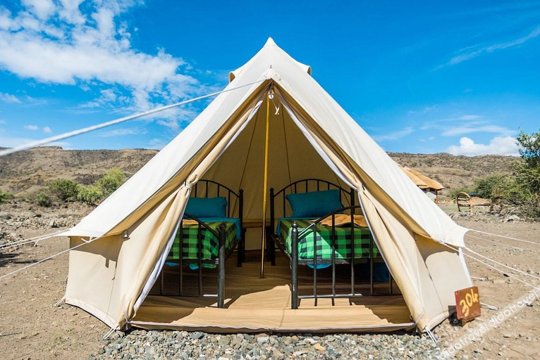 Others 5, Africa Safari Lake Natron Camping, Ngorongoro