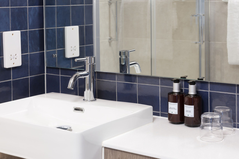 Bathroom 3, Residence Inn by Marriott Cork