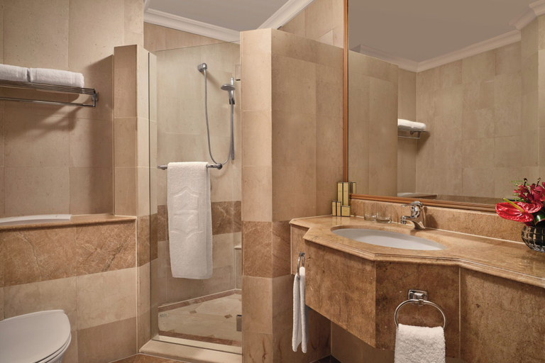 Bathroom 5, Shangri-La Apartments, Singapore, Singapore