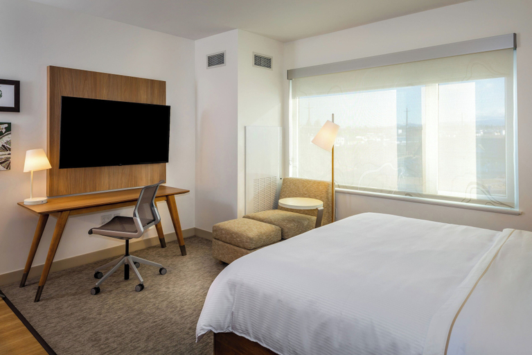 Bedroom 4, Element by Marriott Bend, Deschutes