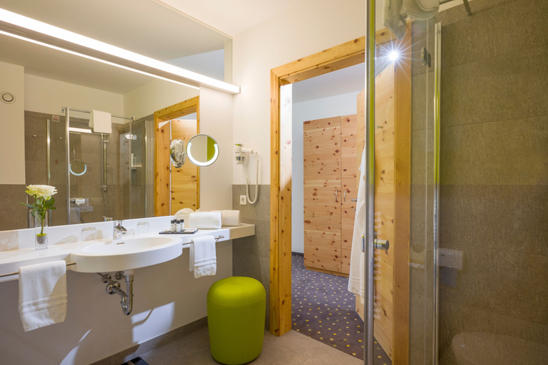 Bedroom 5, DAS SIEBEN ****s - Adults Only, Kufstein
