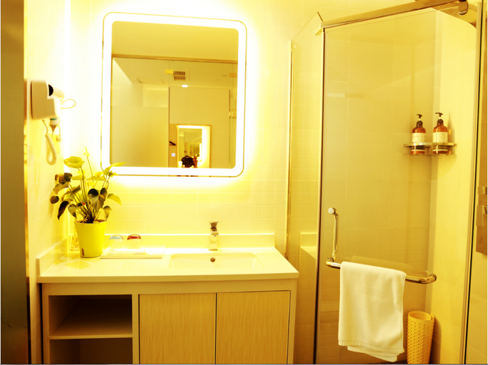 Bathroom 4, 7 Days Inn Suining Daying China's Dead Sea Scenic Spot, Suining