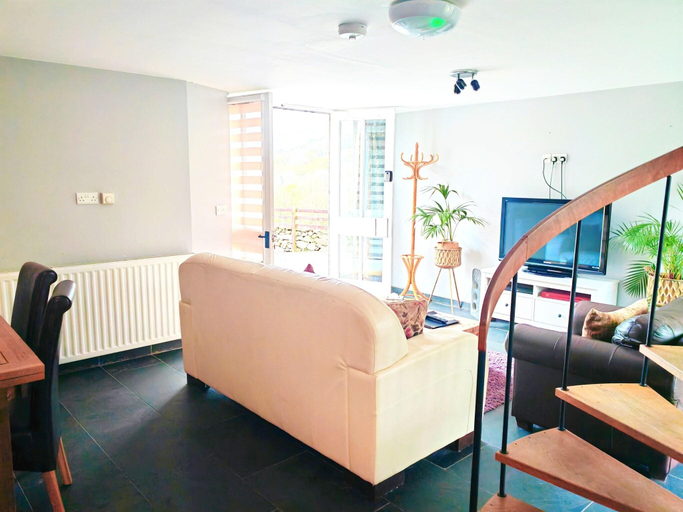 Public Area 4, Dolgun Uchaf Guesthouse, Gwynedd