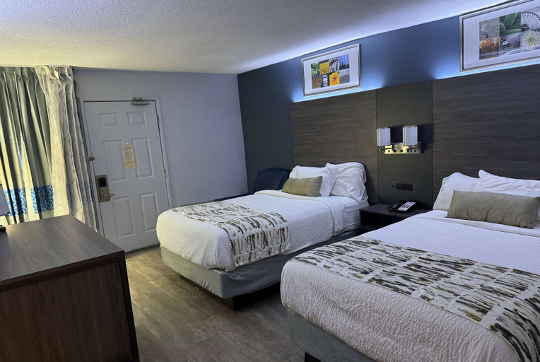 Bedroom 3, Baymont By Wyndham Dayton North, Montgomery