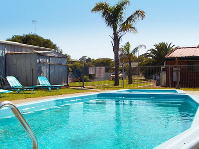 Sport & Beauty, Ocean Crest Motel, Victor Harbor