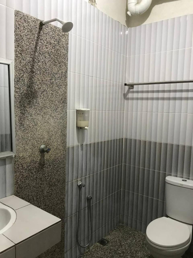 Bathroom, Kapas Coral Beach Resort, Marang