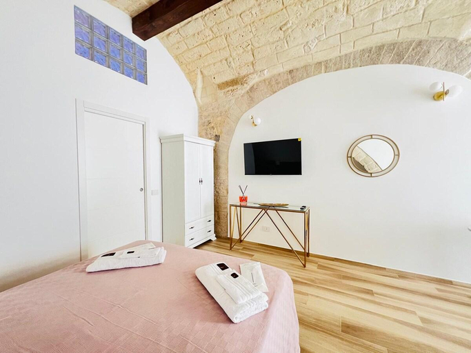 Others 4, Carola Luxury Room, Bari