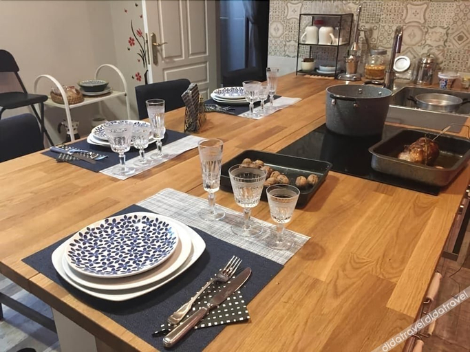 Food & Drinks 4, B&B Binario 39, Napoli