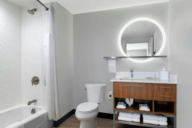Bathroom 4, Towneplace Suites By Marriott Norfolk, Madison