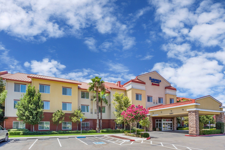 Exterior & Views 2, Fairfield Inn & Suites by Marriott Turlock, Stanislaus