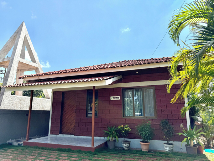Exterior & Views 2, Hotel Sadhana Executive, Ratnagiri