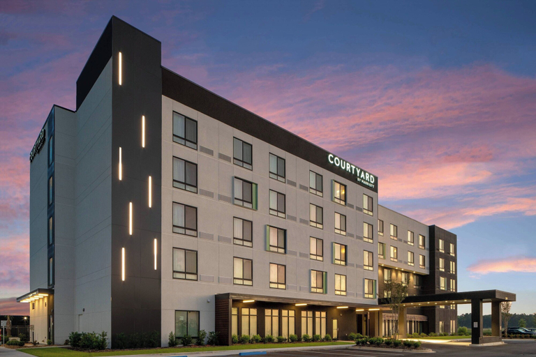 Exterior & Views 2, Courtyard by Marriott Lafayette South, Lafayette