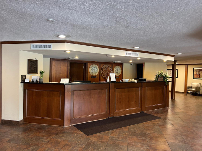 Public Area 4, Pine Lake Resort and Banquets, LaPorte