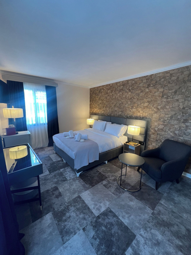 Bedroom 5, Lighthouse Hotel, East Macedonia and Thrace