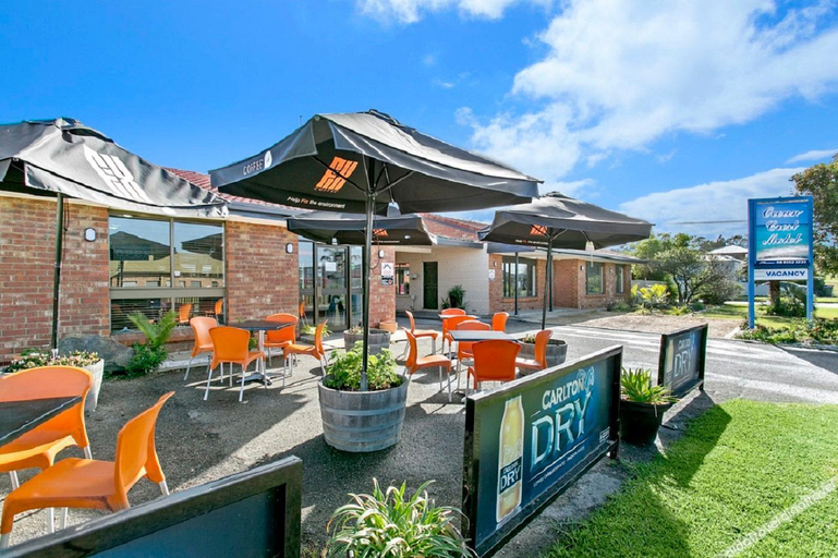 Food & Drinks 4, Ocean Crest Motel, Victor Harbor