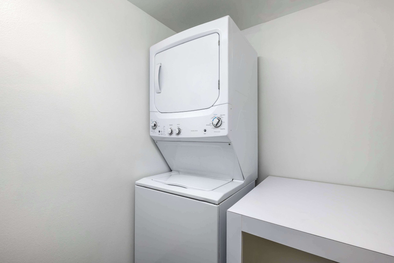 Bathroom 4, Hilton Vacation Club Daytona Beach Regency, Volusia