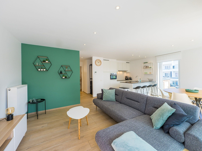 Living room 3, Modern Apartment Within Walking Distance of the se, West-Vlaanderen