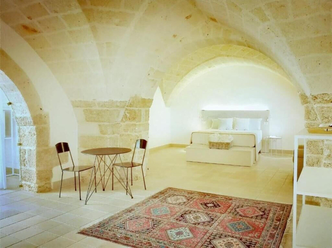 Public Area 4, Masseria Malvindi, Brindisi
