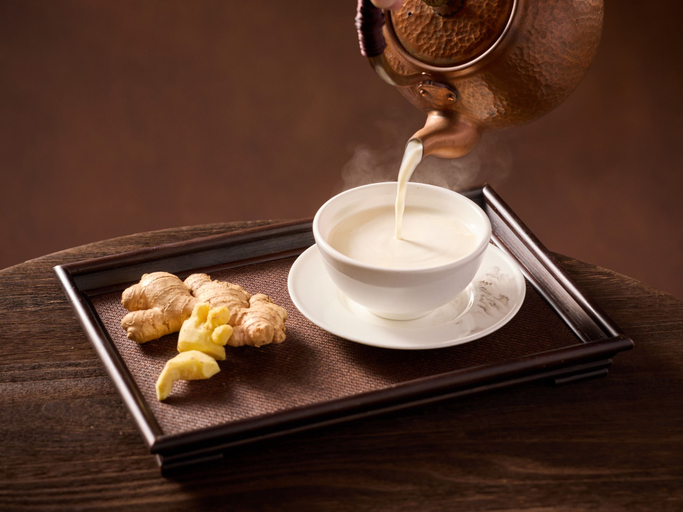 Food & Drinks 18