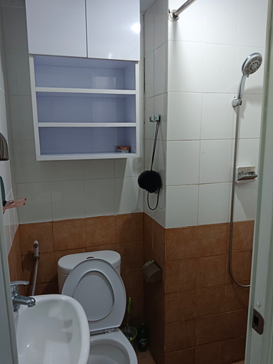 Bathroom 9