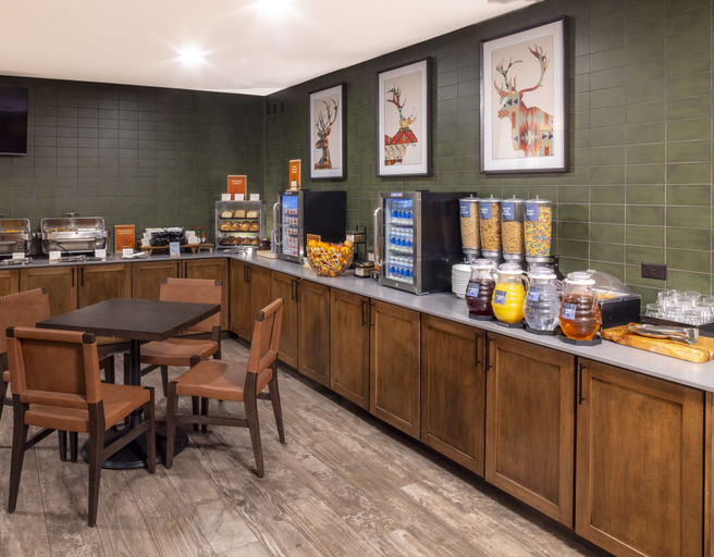 Food & Drinks 5, Homewood Suites by Hilton Jackson, Teton