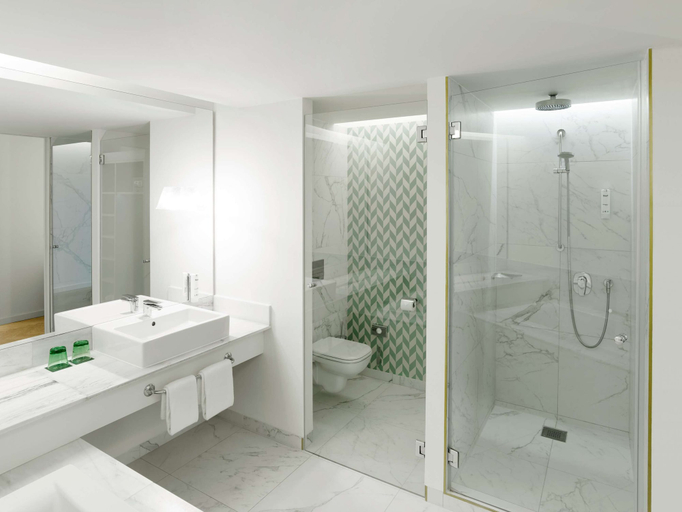 Bathroom 5, MAXX by Steigenberger Vienna, Wien