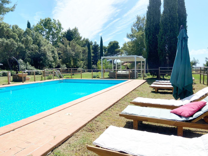 Relais Casale Il Poggetto - OLEANDRI by Zoom In Earth, Livorno