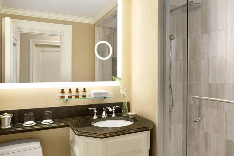 Bathroom 5, Fairmont Chateau Laurier Gold Experience, Ottawa