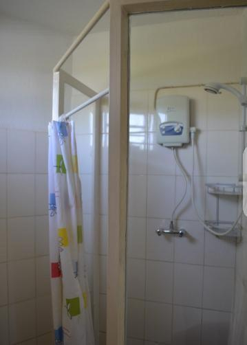 Bathroom 5, Beautiful Apartment with swimmingpool 2, Gasabo