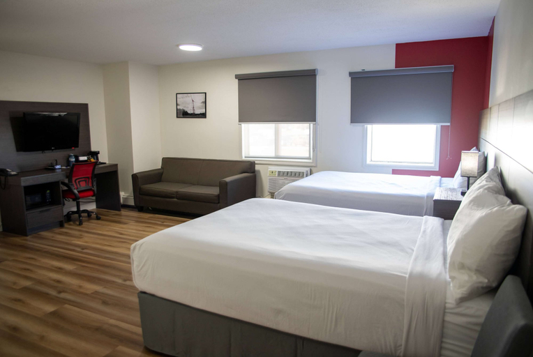 Bedroom 3, Ramada by Wyndham Dawson Creek, Peace River