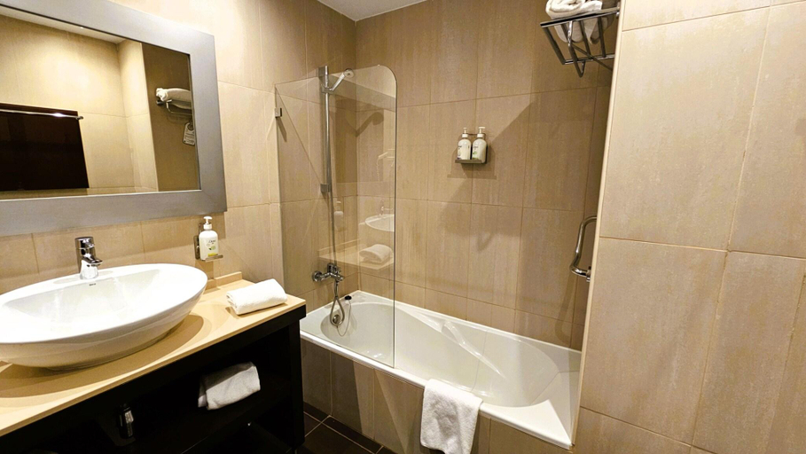 Bathroom 4, Hotel Las Bovedas, Badajoz
