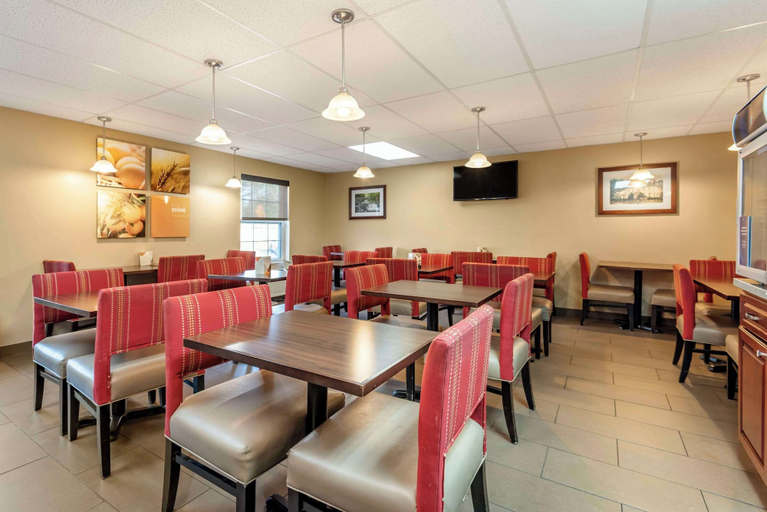 Food & Drinks 5, Comfort Inn Augusta, Kennebec
