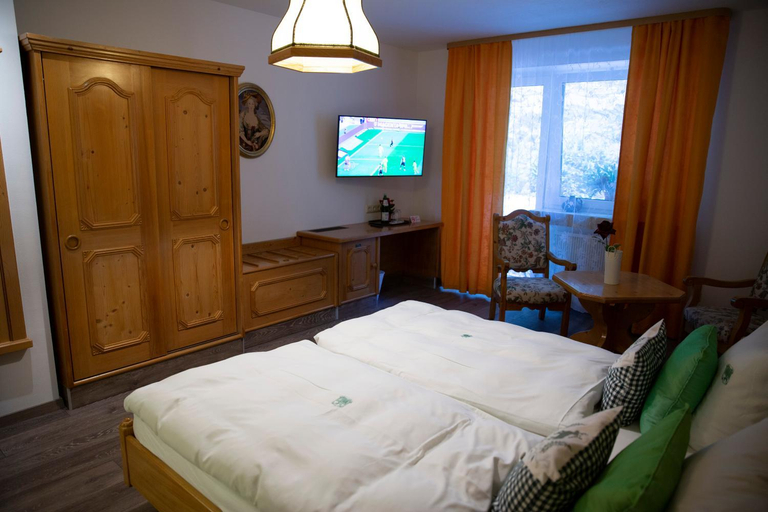 Bedroom 8
