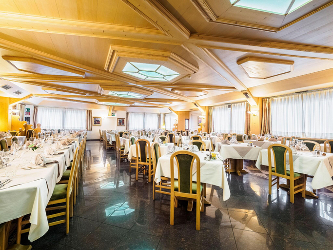 Food & Drinks 5, Hotel Sant Anton, Sondrio