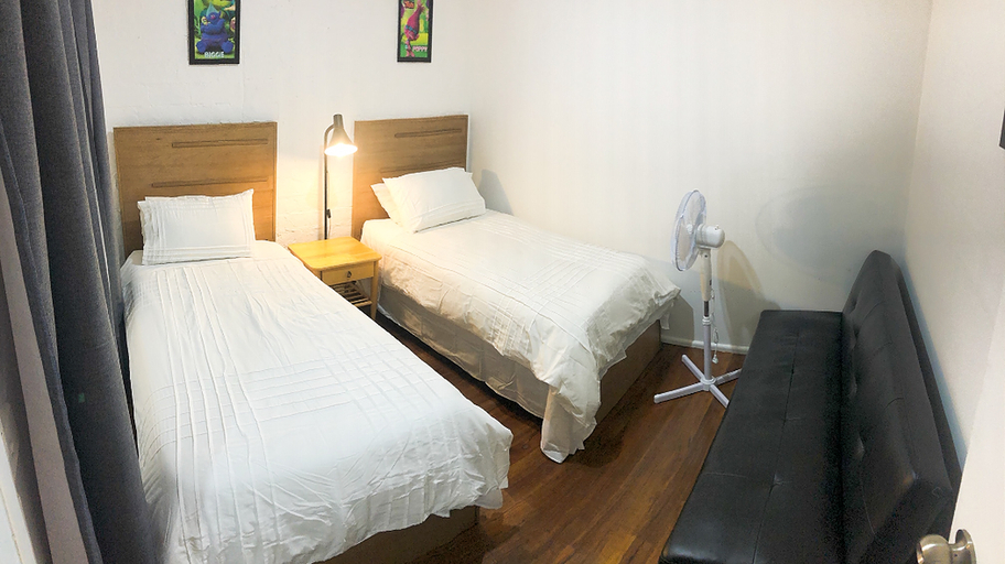 Bedroom 4, Clean Linen free stuff No. 2, Sydney