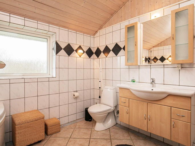 Bathroom 3, 5 Star Holiday Home in Vinderup, Holstebro