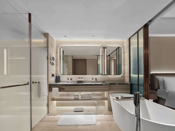 Bathroom 5, Doubletree By Hilton Chengdu Xinglong Lake, Chengdu