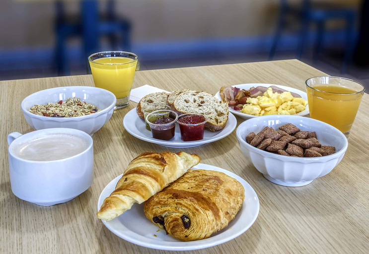 Food & Drinks 5, B&B HOTEL Angoulème, Charente