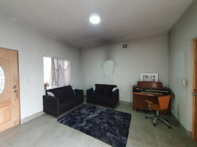 Others 4, Habitacion Matrimonial, Monterrey