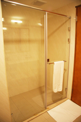 Bathroom 4, Fushin Hotel Tainan, Tainan